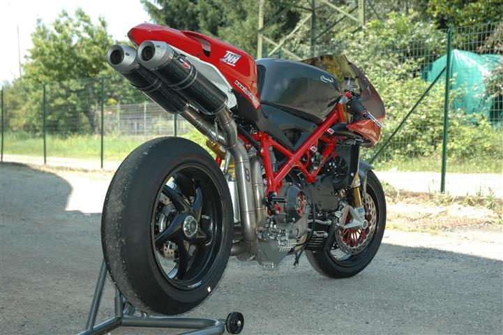 QD exhaust voor DUCATI 1098 / 848 /1198 - twin link pipe + round carbon dempers set QD exhaust voor DUCATI 1098 / 848 /1198 - twin link pipe + round carbon dempers set